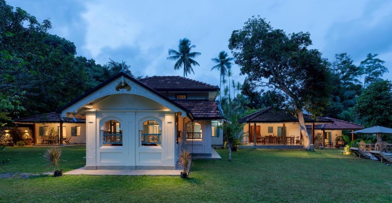 Stuthi Villa Ahangama Esterno foto
