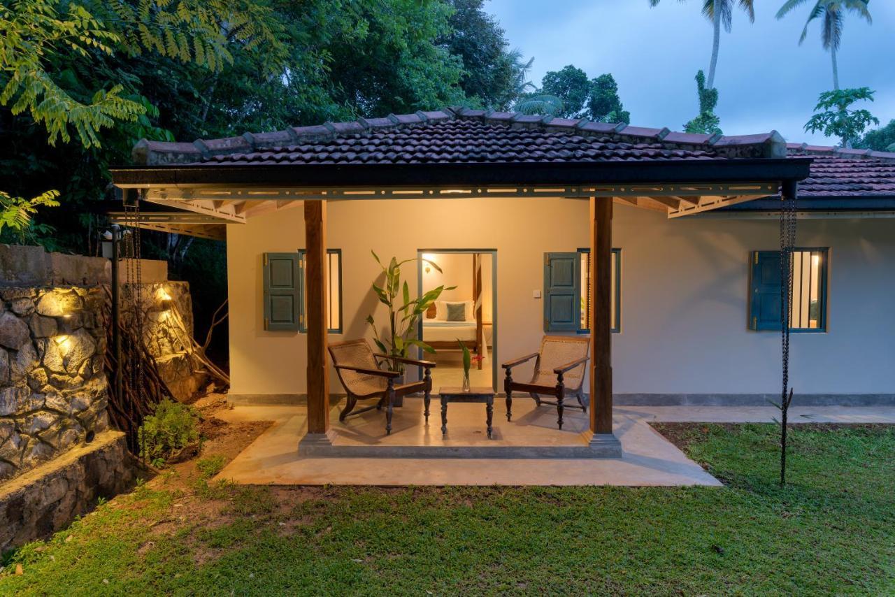 Stuthi Villa Ahangama Esterno foto